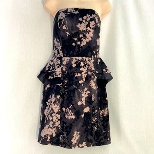 H&M Floral Peplum Strapless Dress SZ 8 Charcoal Gray Black Lined Short
